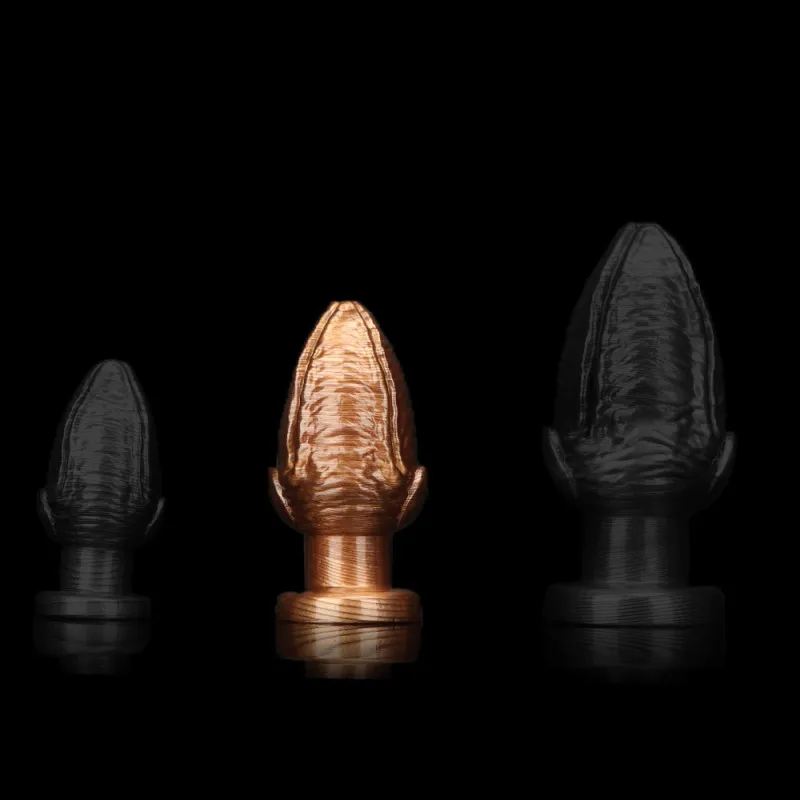 Metallic Fantasy Goldnut Plug Medium 15 cm
